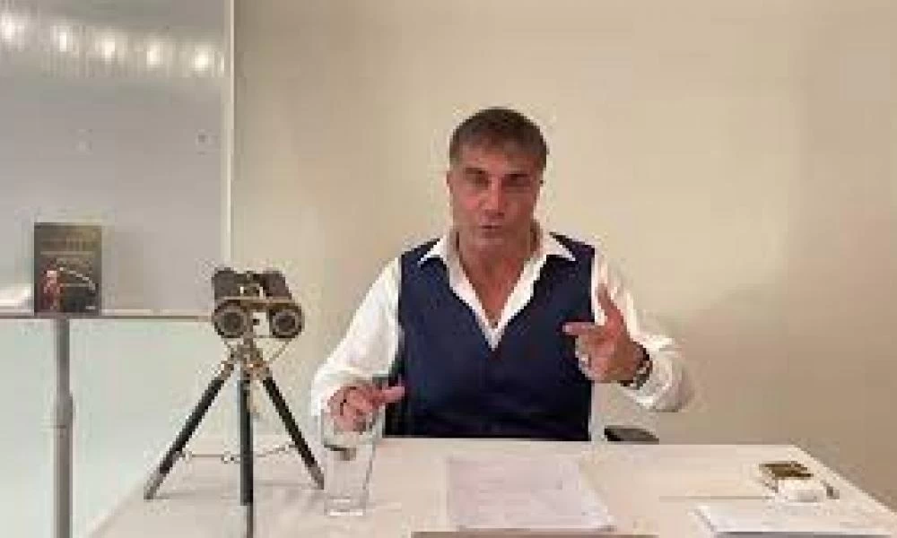 Εμφανίστηκε ξανά ο Τούρκος αρχιμαφιόζος: "Αξιότιμοι φίλοι μου ζω"!